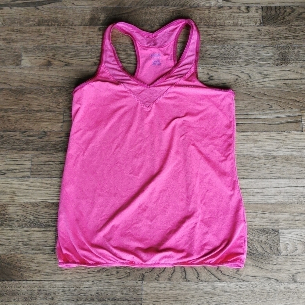 𝅺Reebok Play Dry Stretch Athletic Racerback Medium